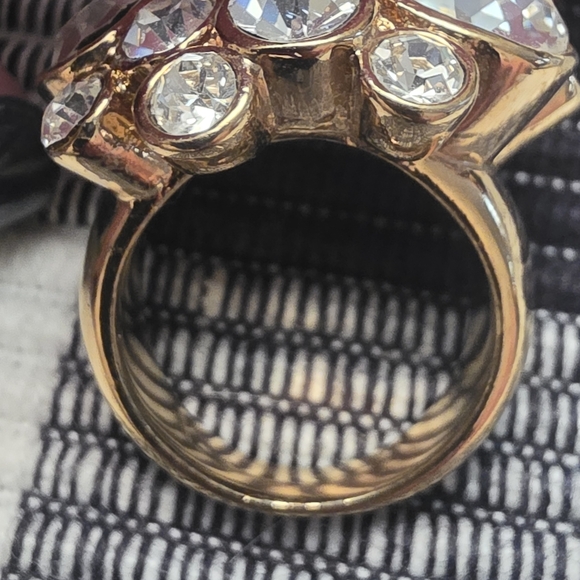 Vintage Cluster Dome Style Ring With Old Mine Style Faceted Stones - Picture 14 of 16